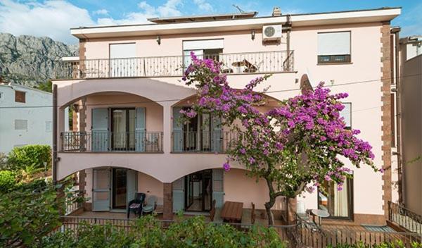 Vila Pezic Apartment Makarska
